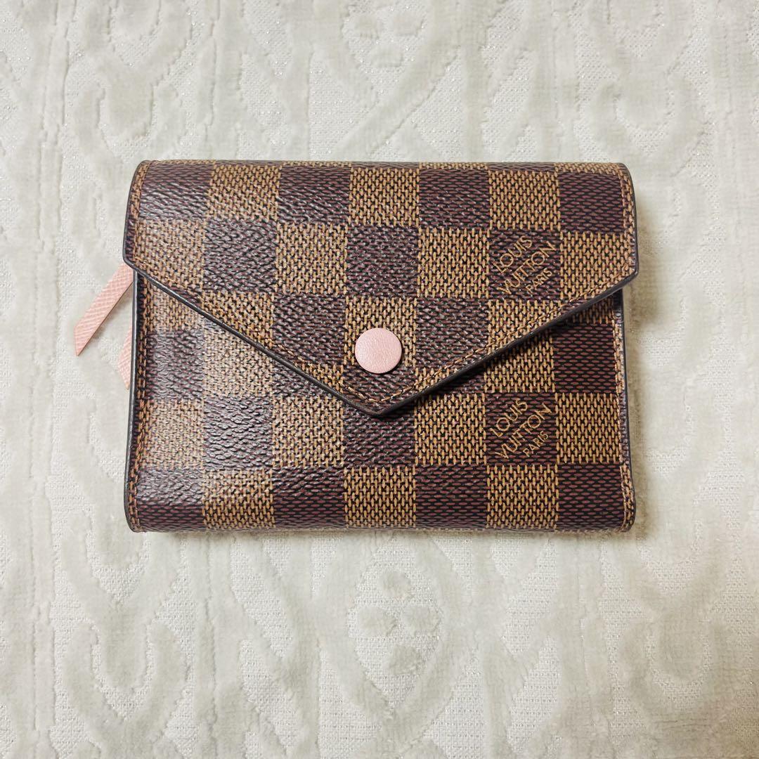 LOUIS VUITTON 三つ折り財布　ダミエ