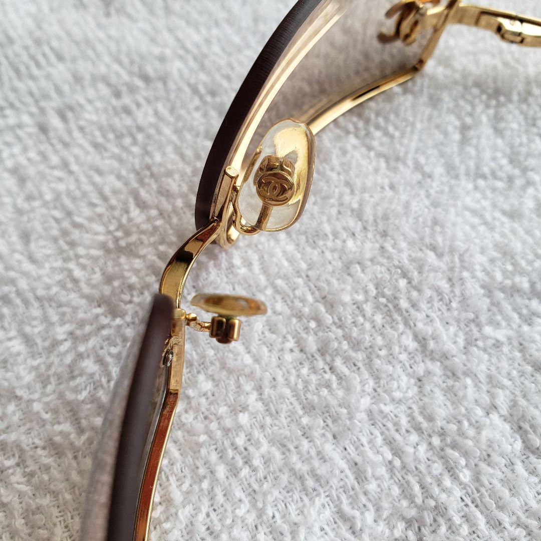 ★ヴィンテージ★CHANEL ゴールド(ベージュ)ブラウン 4104-B★ CHANEL Crystal CC Logo Sunglasses 4104-B Gold 579474