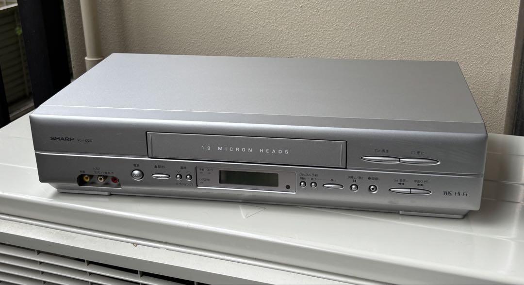 SHARP VC-H220 VHSビデオデッキ