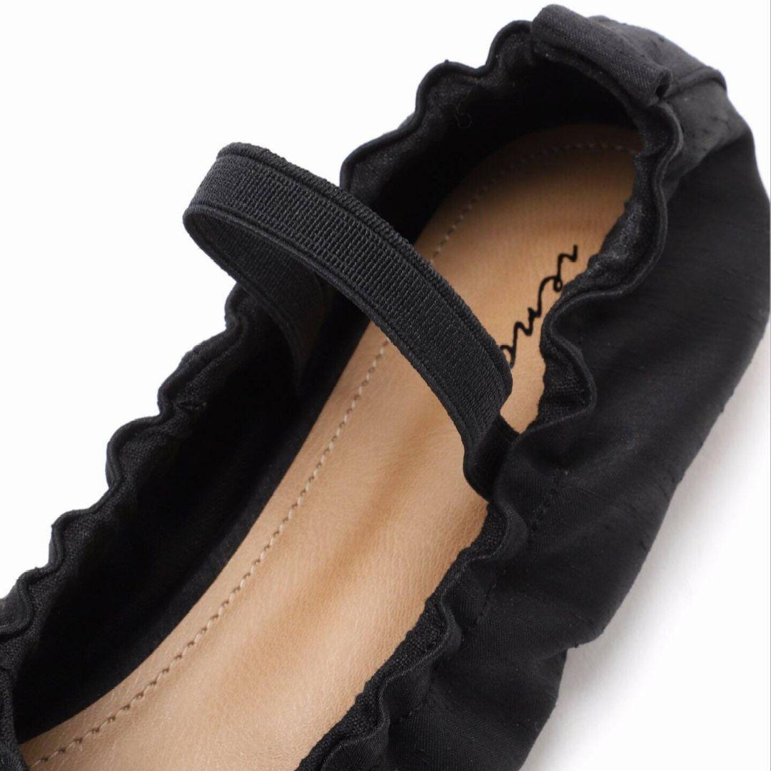 美品 lENA シャンタンサテンバレエシューズ 黒