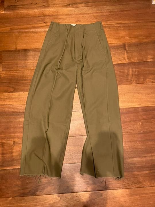 パンツ saby 20AW tuck baggy khaki
