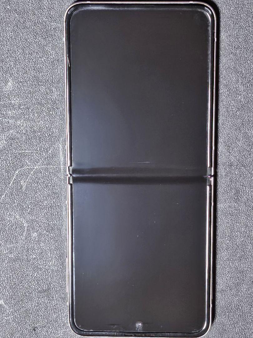 Samsung Galaxy Z Flip 3 ボラパープル