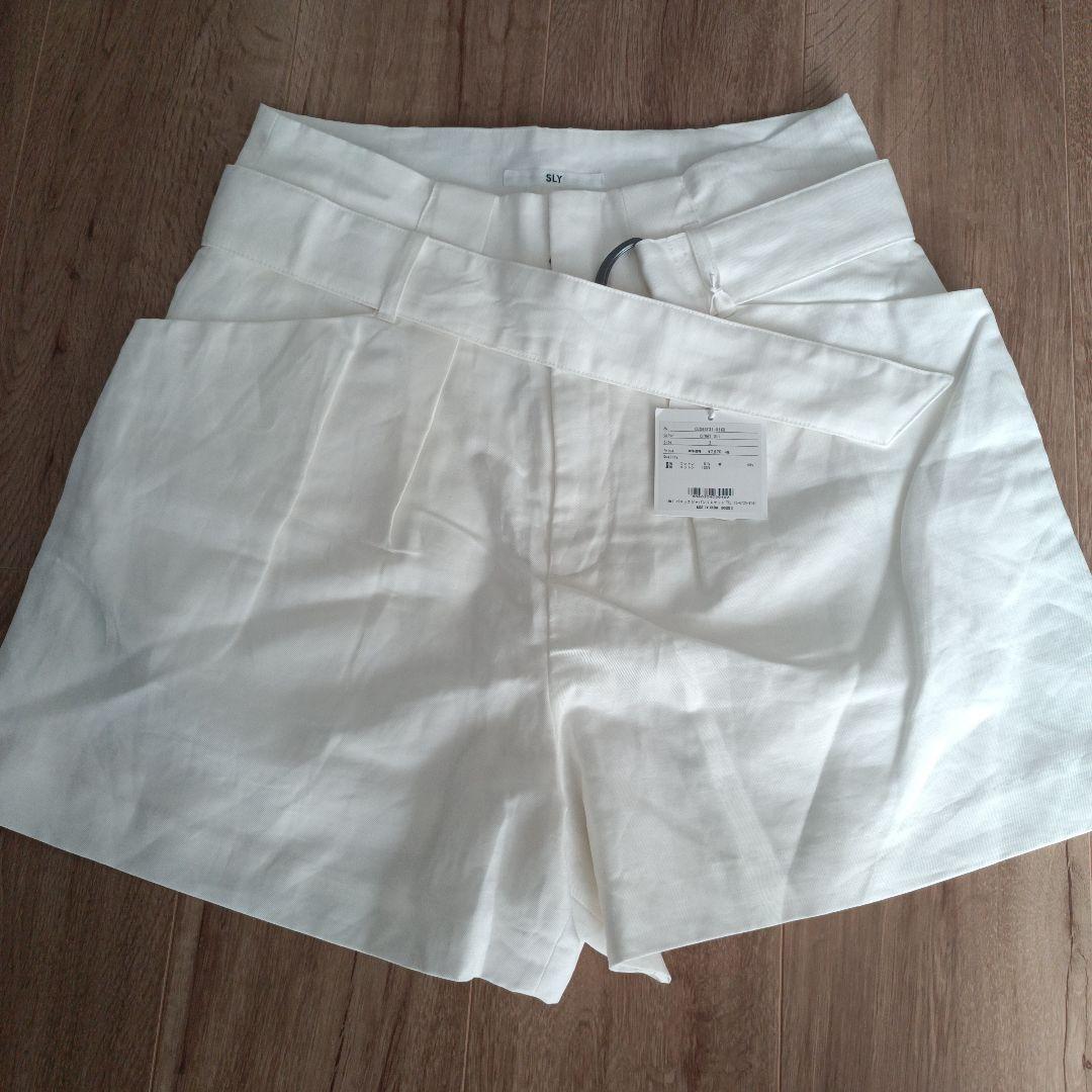 40%OFF SLY ホワイト ショートパンツ サイズ2 a10 - メルカリ