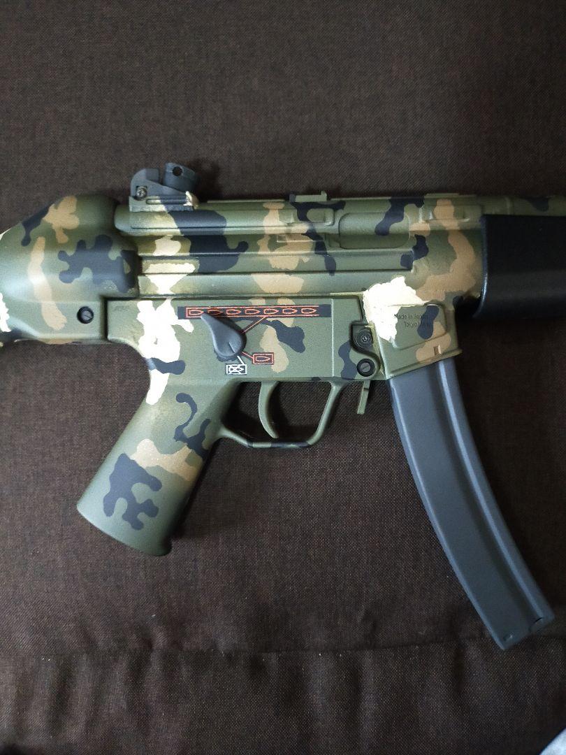 東京マルイ　MP5A4　スタンダード電動ガン　オリジナル迷彩塗装 東京マルイ MP5A4 スタンダード電動ガン オリジナル迷彩塗装