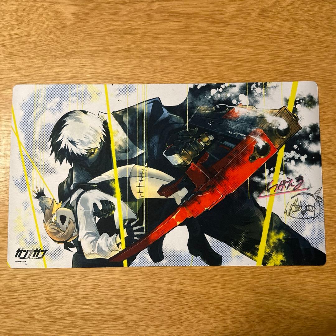 イラストレーターサイン付き ガンナガン プレイマット マカ くつがえる目立った傷や汚れなし