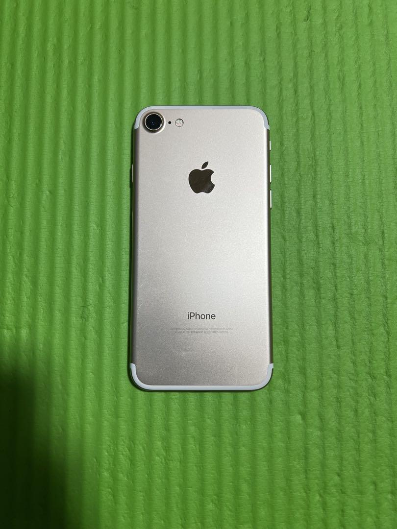 Iphone7 Gold 32GB SIMフリーバッテリー94%美品