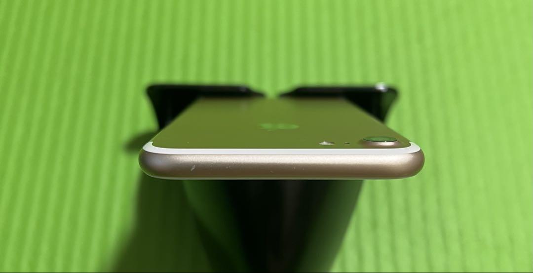 Iphone7 Gold 32GB SIMフリーバッテリー94%美品