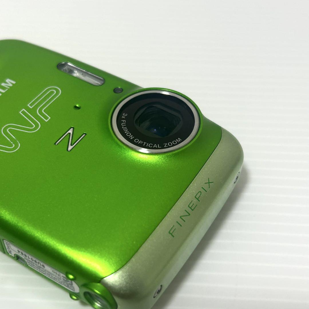【美品】FUJIFILM FinePix Z33 WP デジタルカメラ