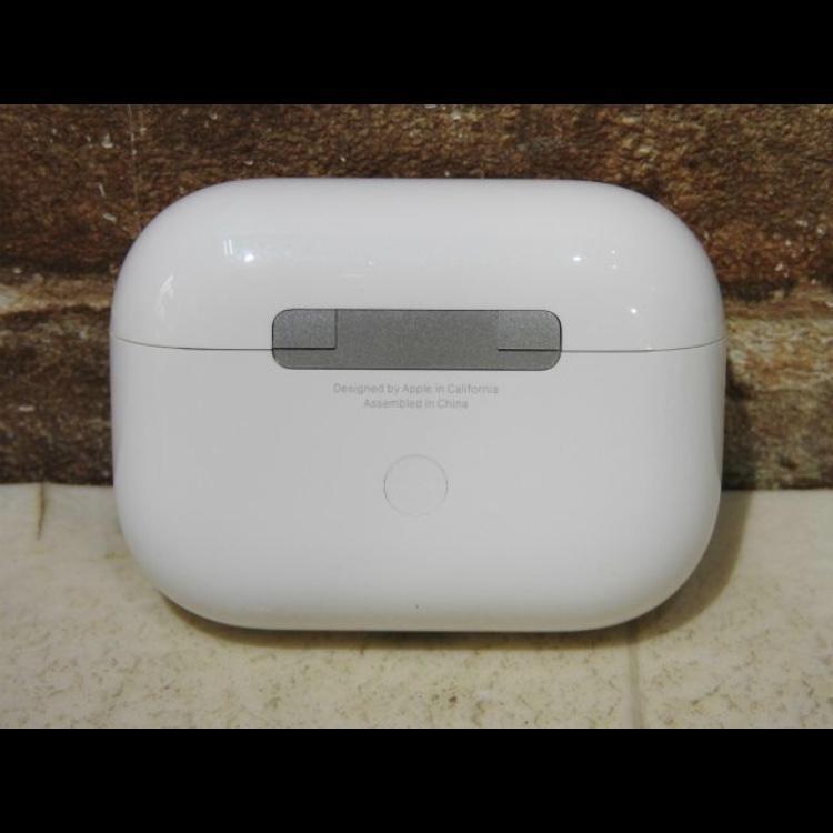 【美品】AirPodsPro第1世代A2190充電ケースのみ純正品即日発送 Apple♡AirPodsPro第1世代A2190充電ケースのみ純正品即日発送
