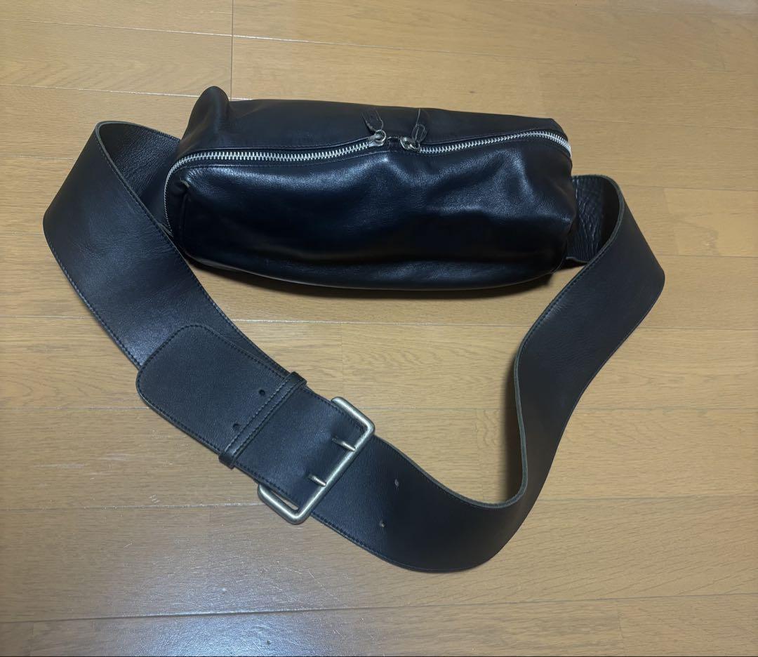 H.P.FRANCE購入 ROUCOUPARISレザー ボディバッグ 黒