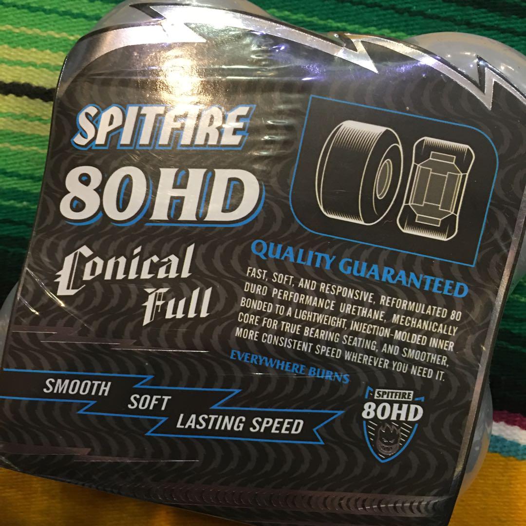 スピットファイヤー　スケートウィール  56mm