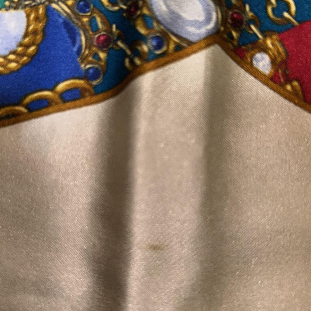 CHANEL シルクスカーフ CCロゴ