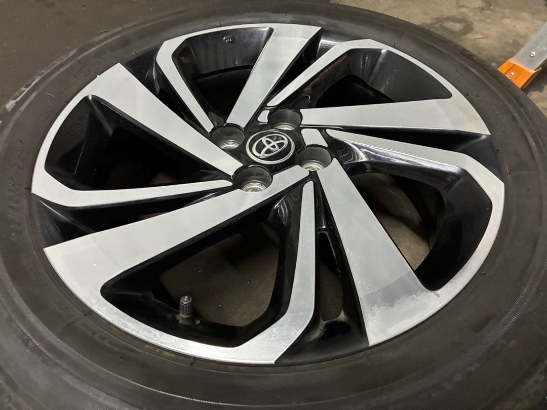 送料無料 トヨタ ライズ 純正 17インチアルミホイール 1本 ④ タイヤ