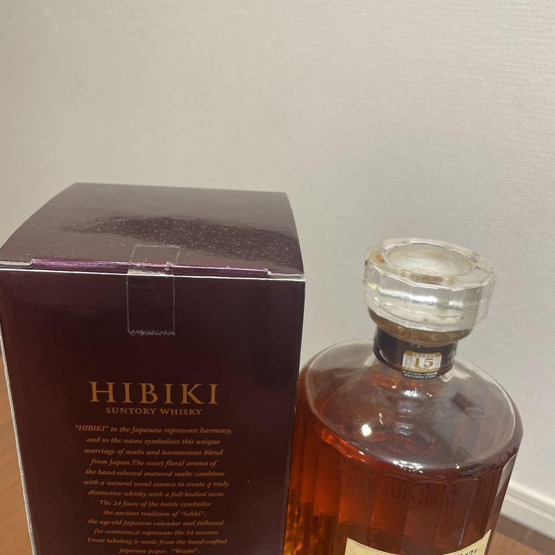 ①サントリーウイスキー　響12年　700ml 箱付き　未開封 古酒SUNTORY