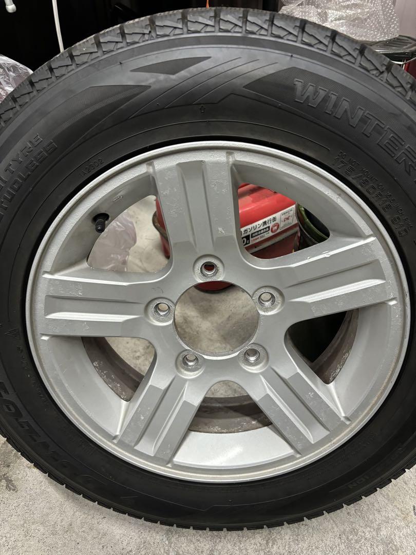 DUNLOP WINTER MAXX スタッドレス　16インチ　ホイールセット