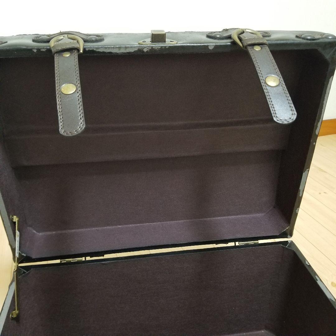 アンティーク　革宝箱　スツール　椅子　収納あり