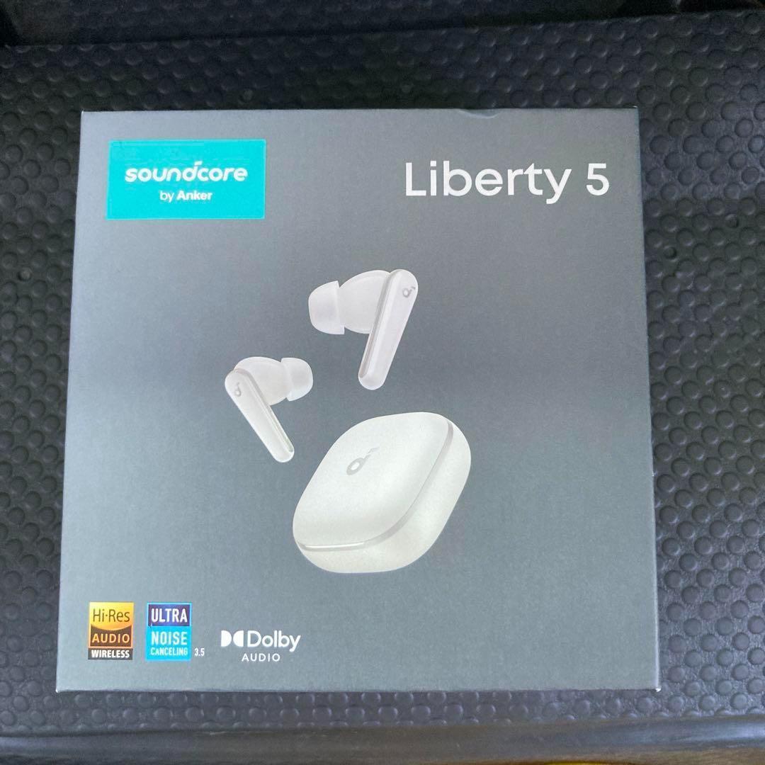アンカー　soundcore Liberty 5 ホワイト　ワイヤレス　イヤホン