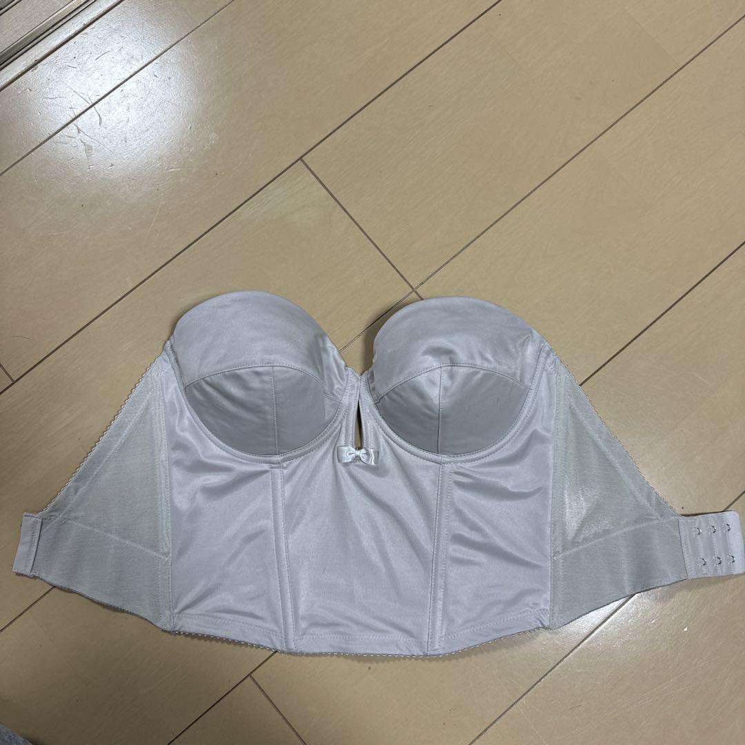 ブライダルインナー　ショートビスチェ　E70