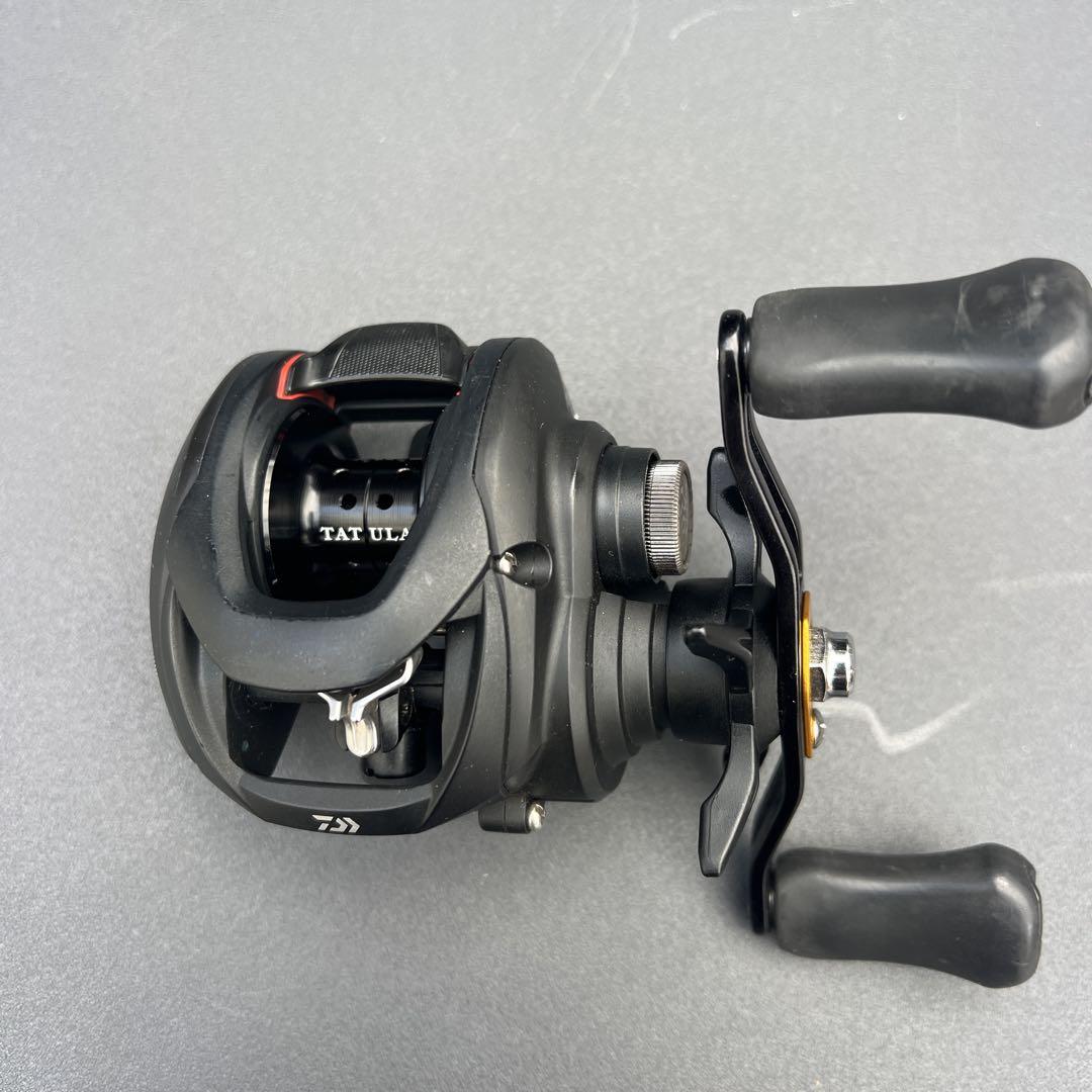Daiwa タトゥーラ ベイトリール 右巻き