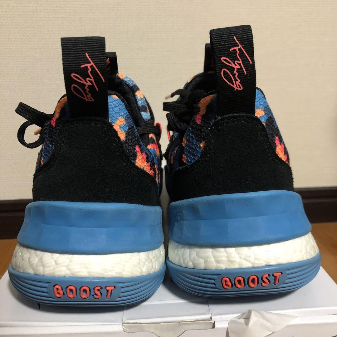 adidas トレイヤング1
