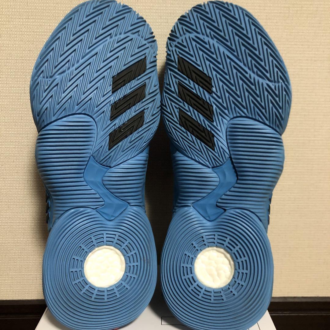 adidas トレイヤング1