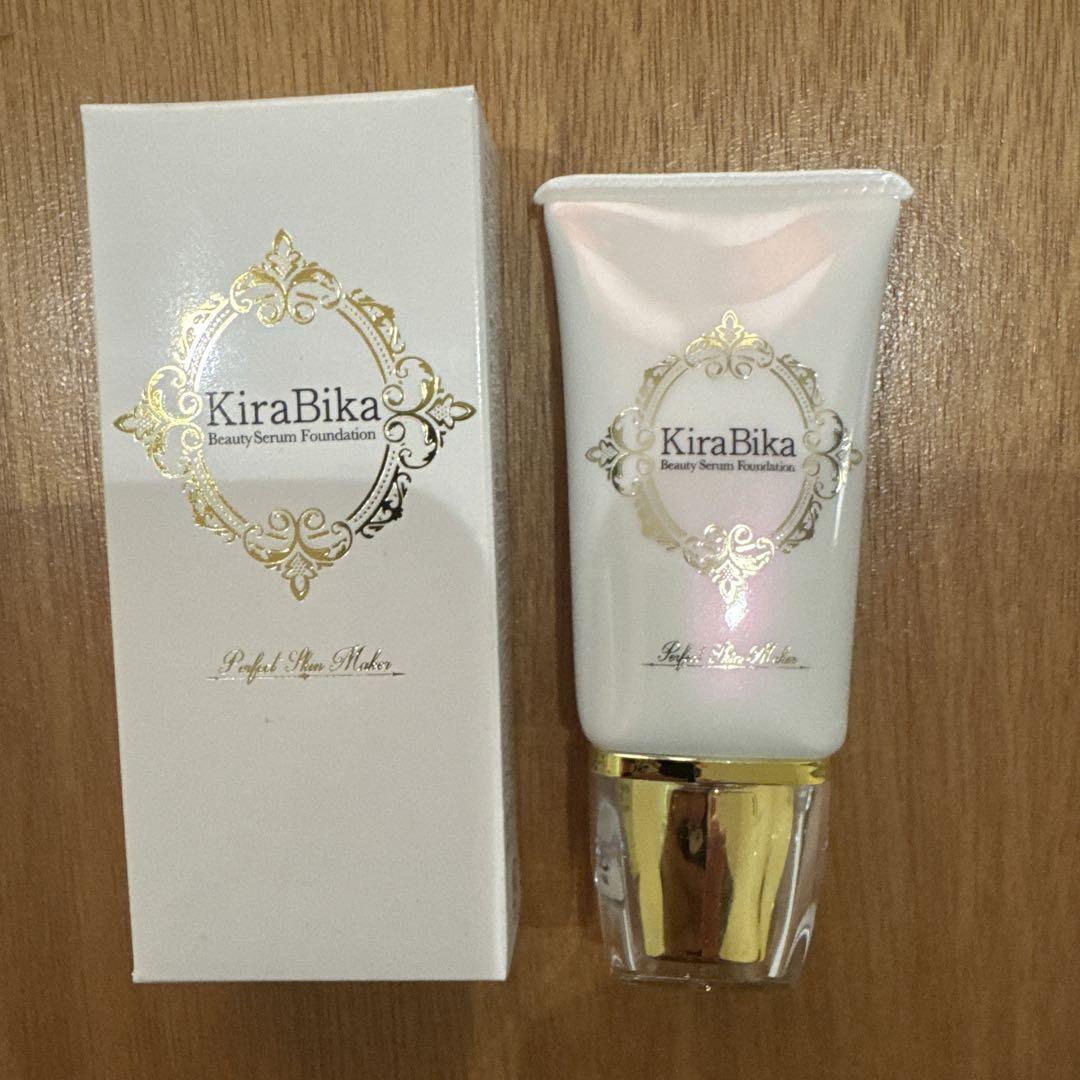 新品未使用 きらびか ファンデーション ナチュラルオークル きらびか 新品•未使用 美容液ファンデーション ナチュラル