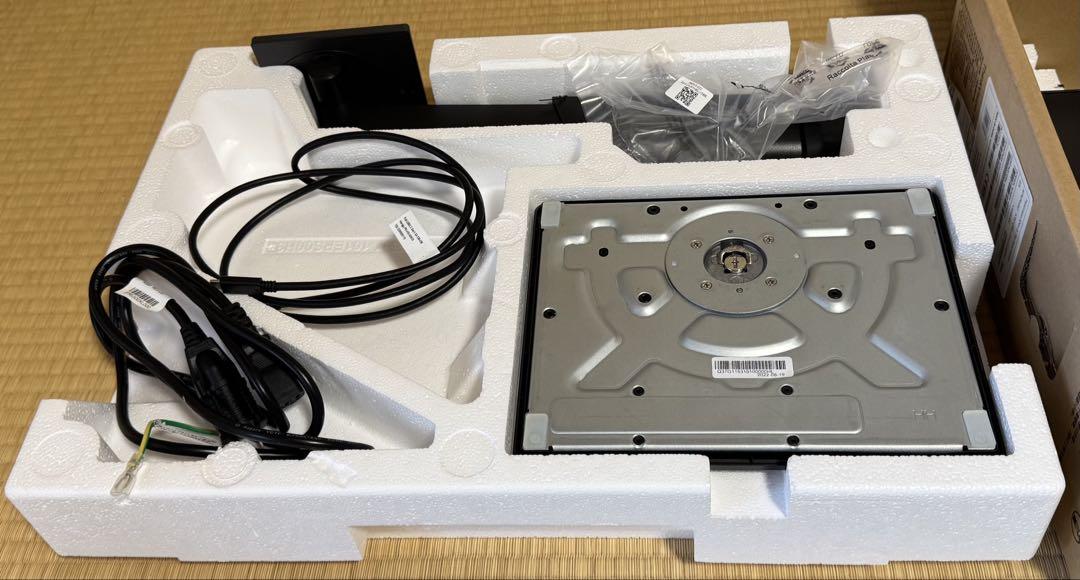 【Lenovo】　ThinkVision P24h-2L レノボ