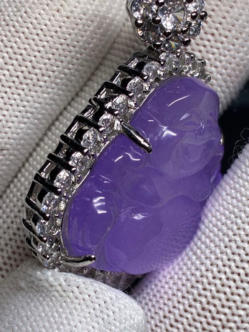 細工彫刻高氷種ヒスイ アンティーク