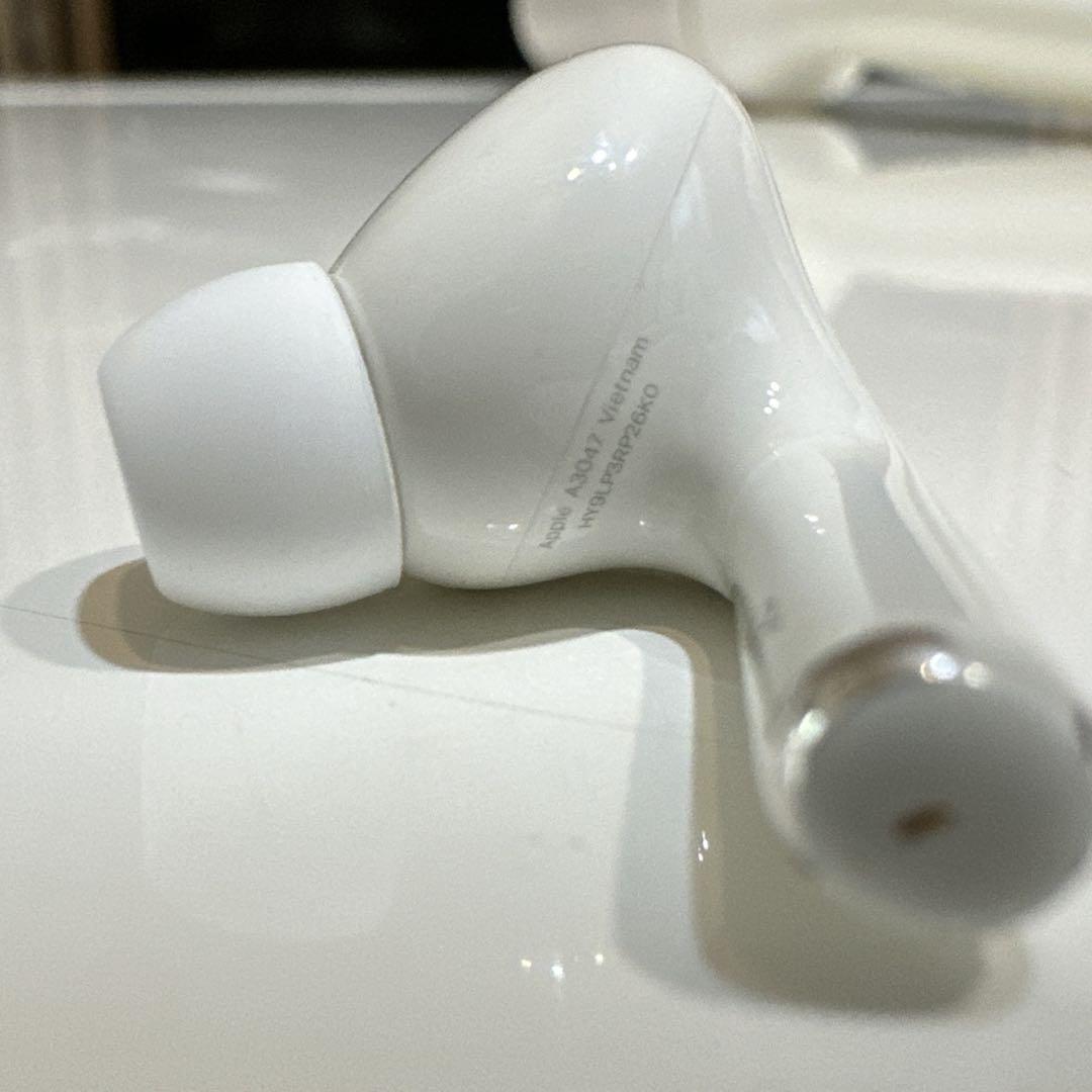 AirPods pro 第2世代 右耳 A3047 type-Cモデル - メルカリ