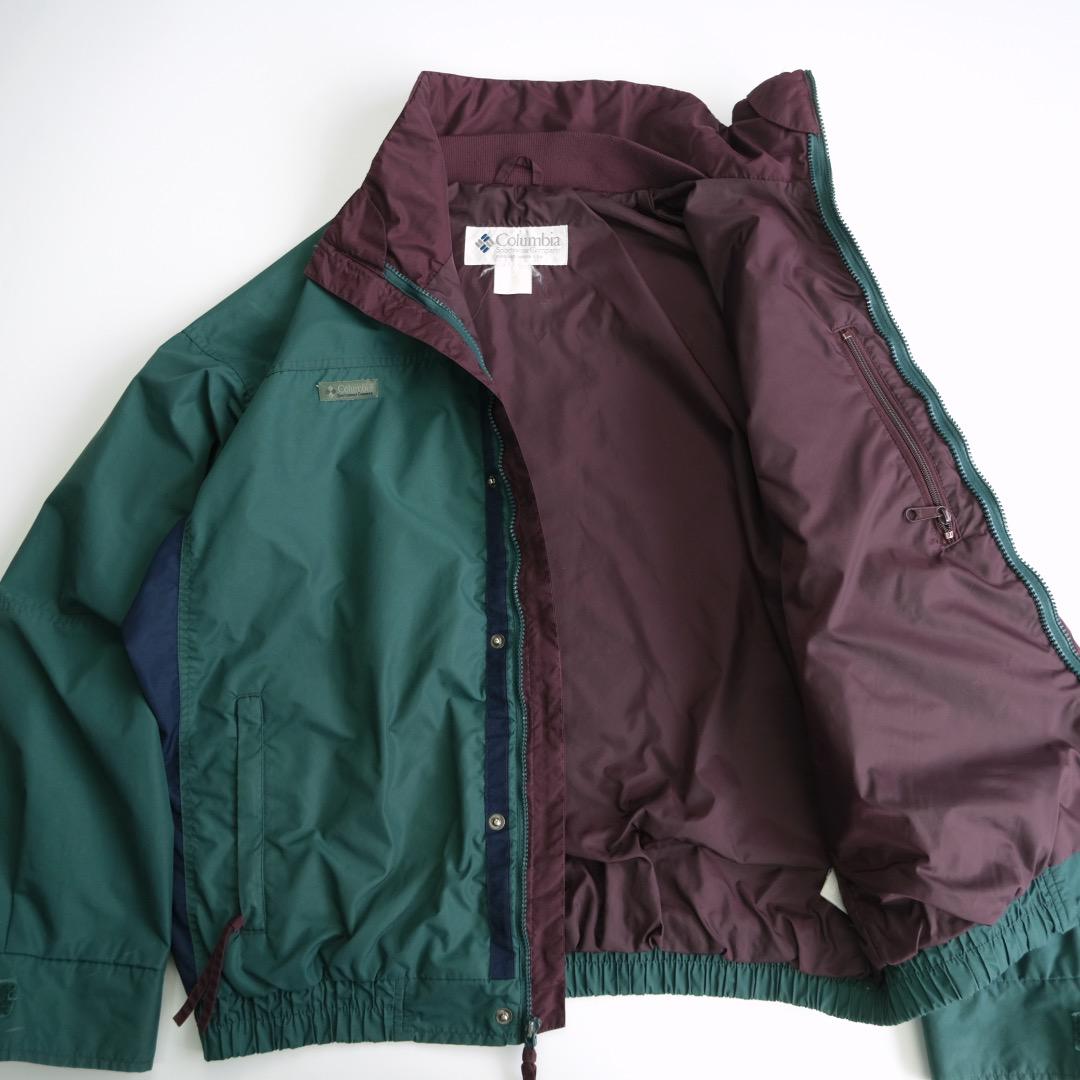 コロンビア　90s バガブーナイロンジャケット　緑 ゆるだぼ古着