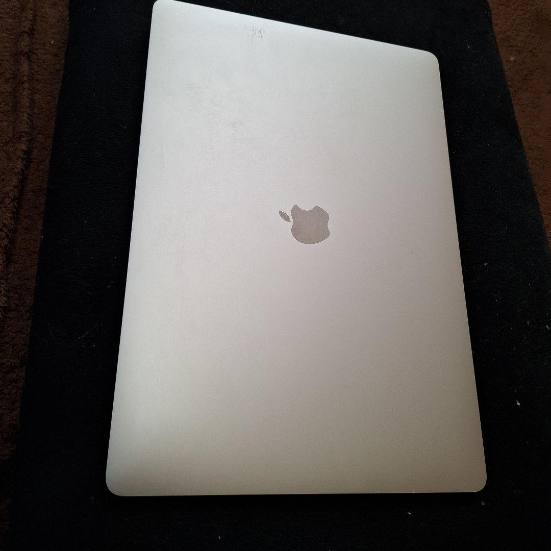 MacBook Pro 本体