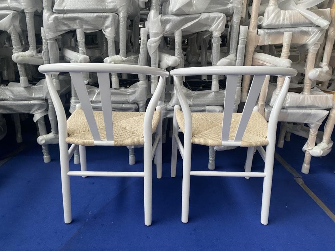 新品未使用　在庫処分2脚セット完成品人気品天然木製ダイニングチェア ホワイト