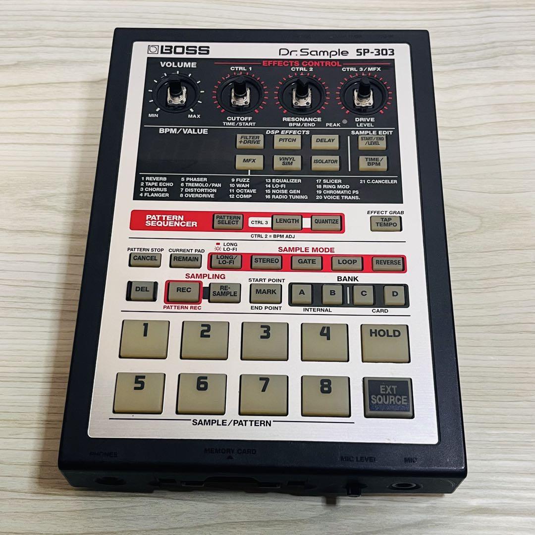 BOSS DR-Sampler SP-303