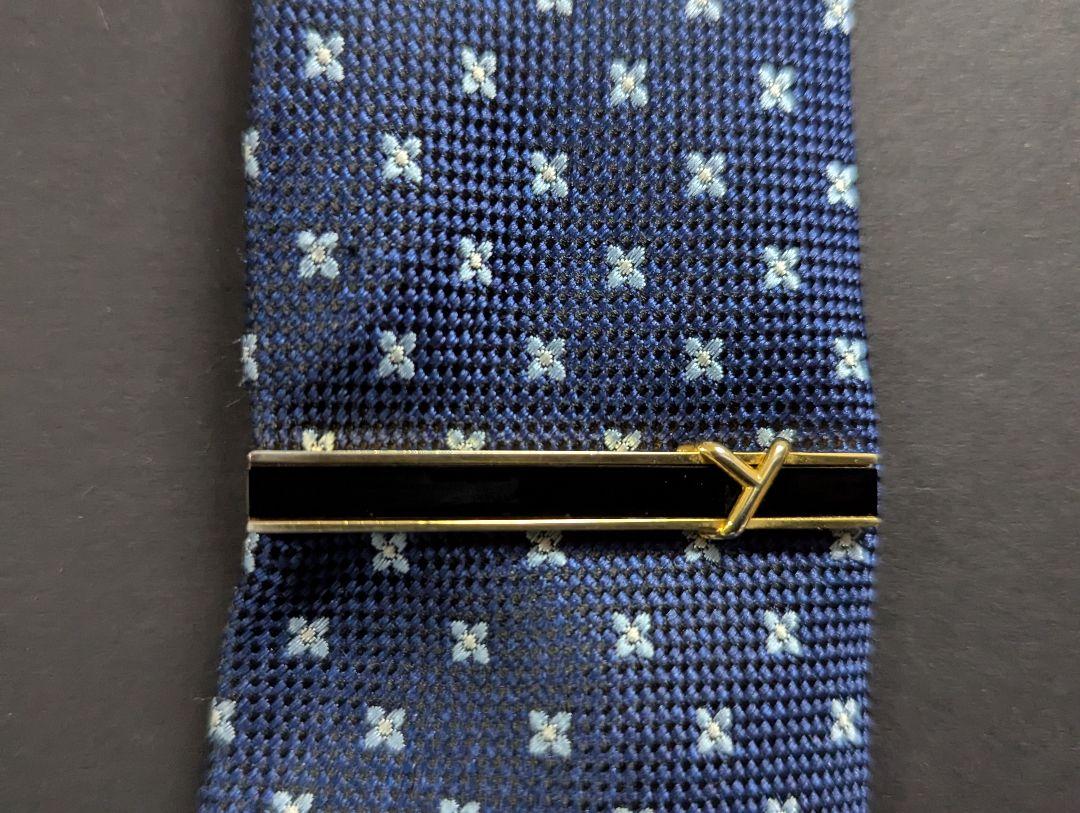 YVESSAINTLAURENT　ネクタイピン　オニキス