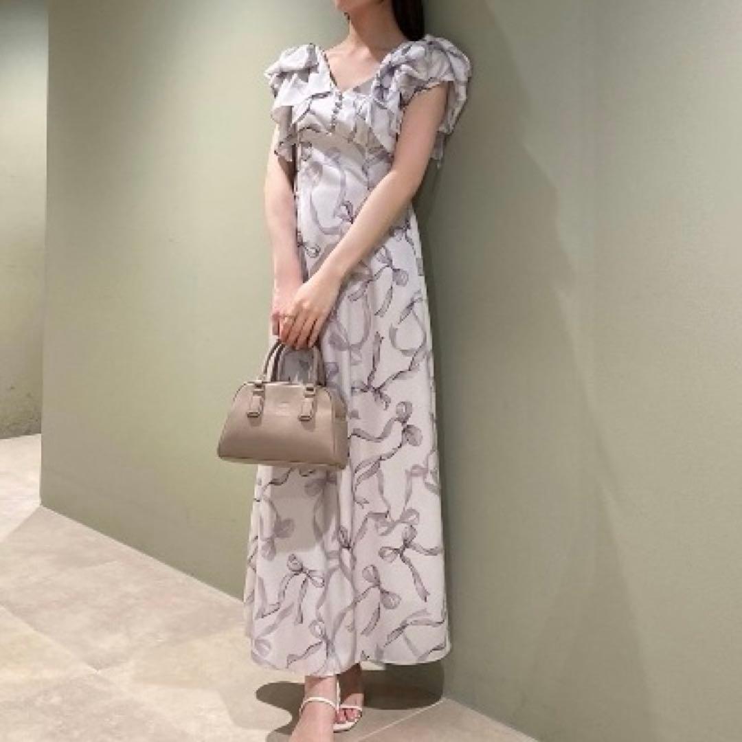 【美品】SNIDEL スナイデル リボンスリーブデザインワンピース GBEG 0 【美品】SNIDEL スナイデル リボンスリーブデザインワンピース GBEG 0