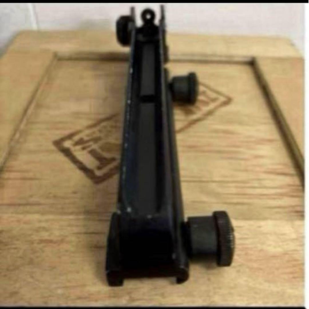 米軍　実物　M4 キャリングハンドル　CARDINAL ③ 送料無料 米軍 実物 M4 キャリングハンドル CARDINAL ③ 送料無料