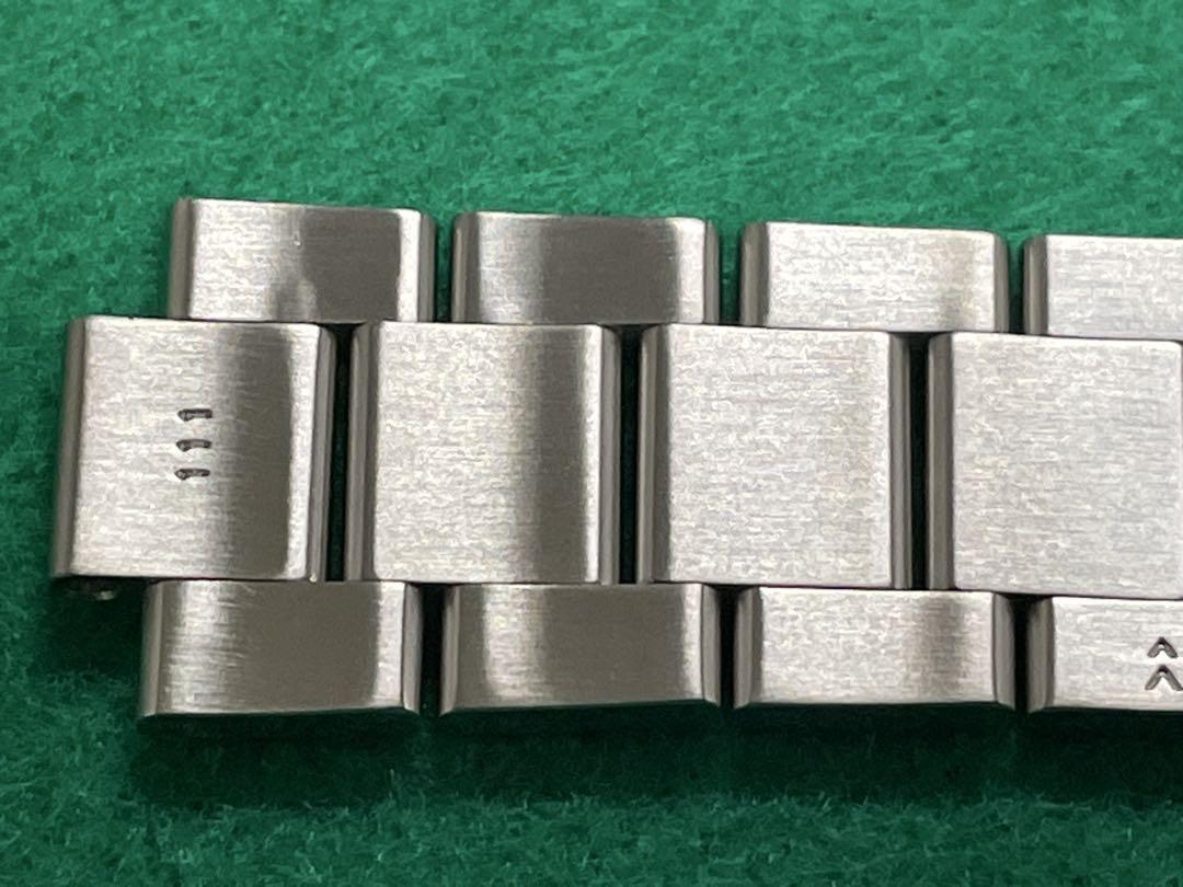 SEIKO セイコー　純正バンド　M0TZ111J0 弓かん無し
