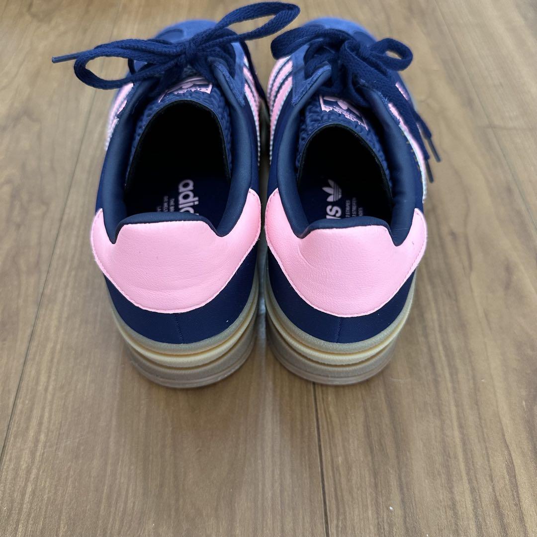 adidas Gazelle ネイビー/ピンク スニーカー