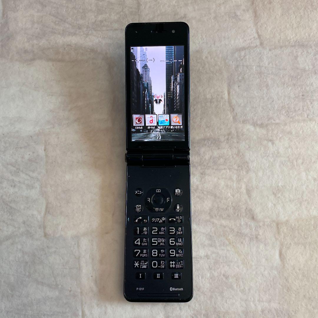 docomo P-01F ドコモ ガラケー ケータイ 携帯電話 ブラック