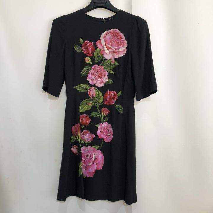 22年レディースファッション福袋 Dolce U0026gabbana ドルチェ U0026ガッバーナ バラ ワンピース ドレス ひざ丈 ワンピース Www Marinemastertrailers Com