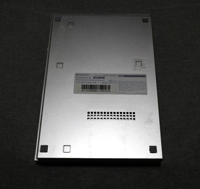 シルバー SCPH-90000