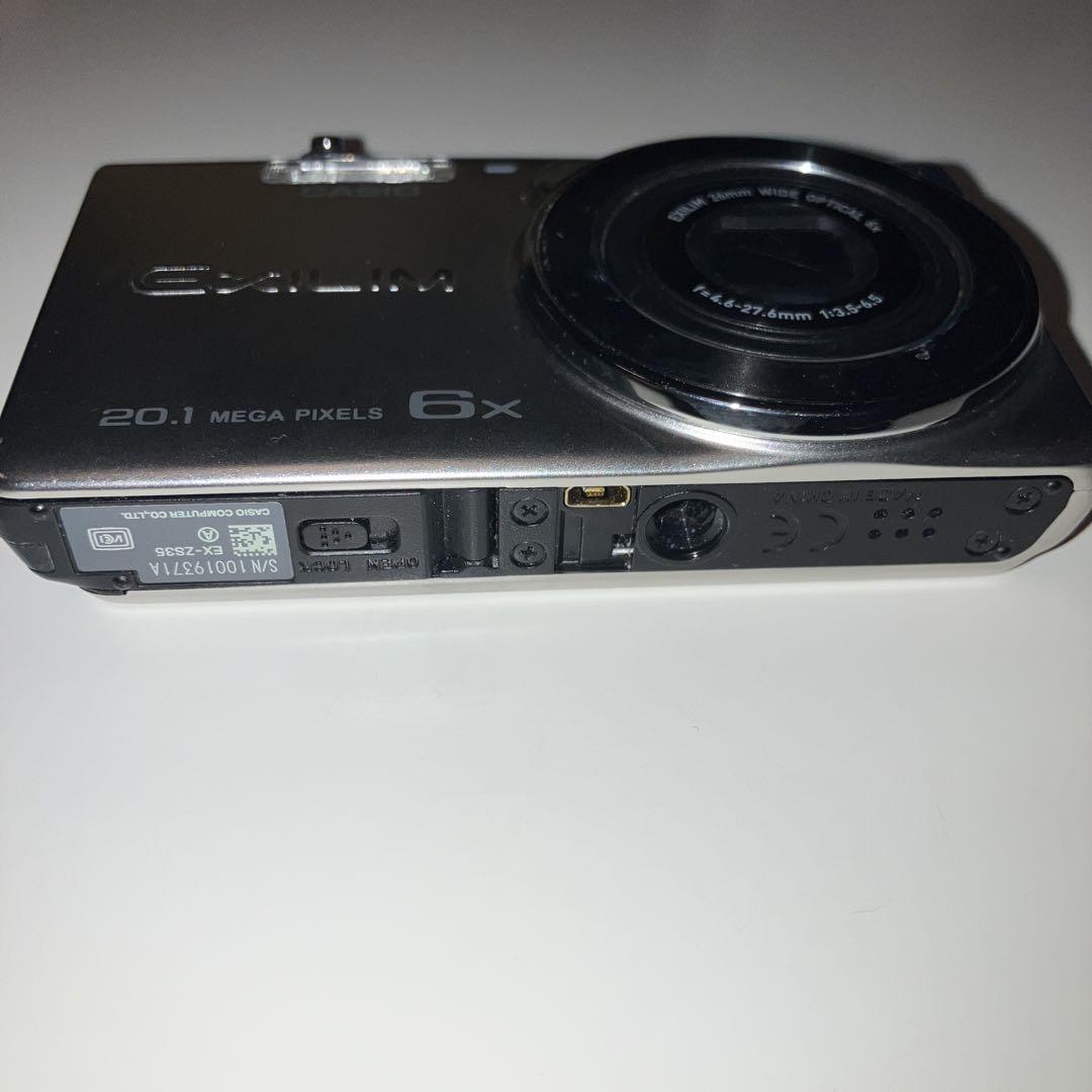 デジタルカメラ CASIO EXILIM EX-ZS35