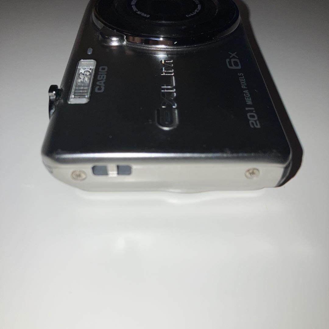 デジタルカメラ CASIO EXILIM EX-ZS35
