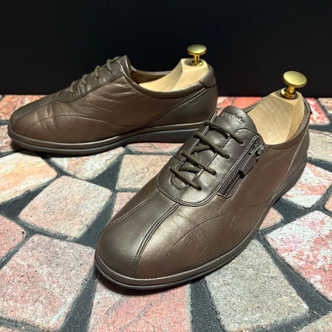 アシックス　ペダラ　サイドジップ　コンフォート スニーカー　負担軽減　23cm