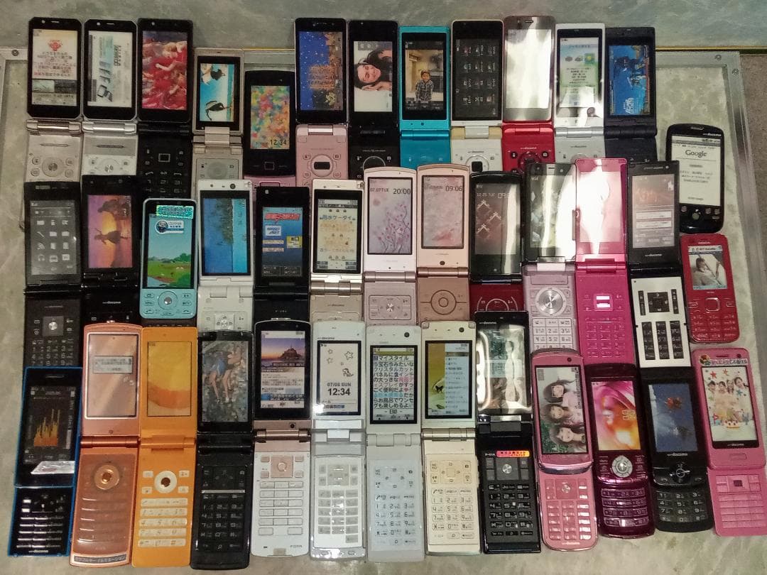 ガラケー モックアップ 39個 37種 docomo 非売品 見本展示品 ドコモ その他