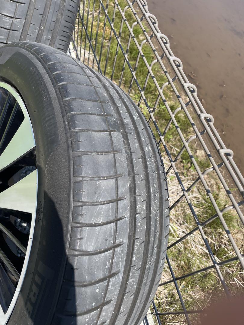 30アルファード純正18インチ ホイールPirelliタイヤ付き