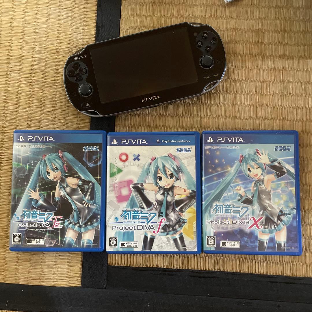 PS Vita PCH-1000 + 初音ミクゲーム3本
