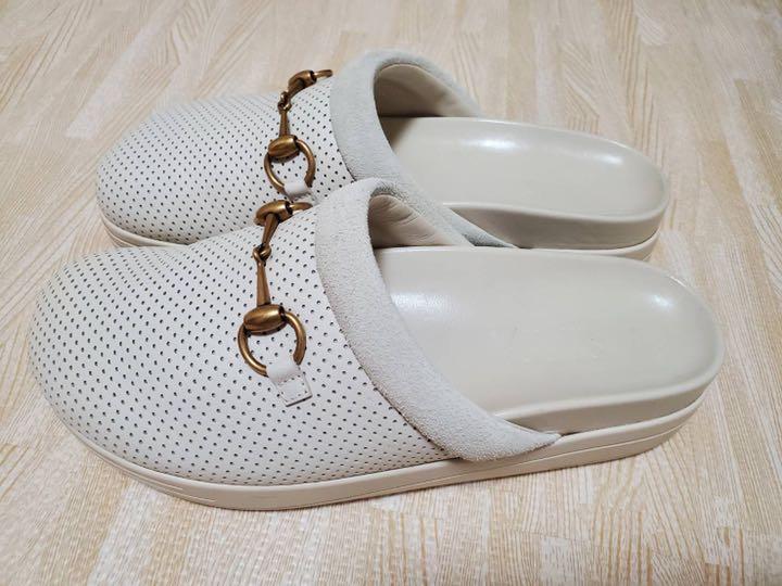 安心の定価販売】 美品GUCCIサンダル サンダル グッチ:被り心地最高 ...