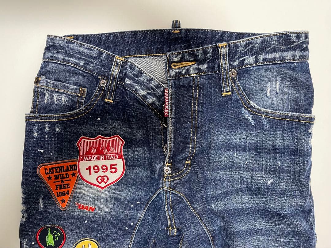 ワッペンDSQUARED2★44ディースクエアードスキニーデニム・ジーンズ ワッペンDSQUARED2★44ディースクエアードスキニーデニム・ジーンズ