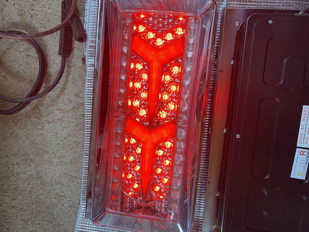 24vトラックLEDテール